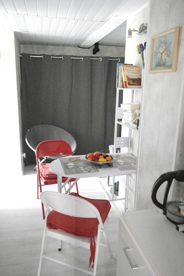 Studio 30 M2 Contes  Екстериор снимка