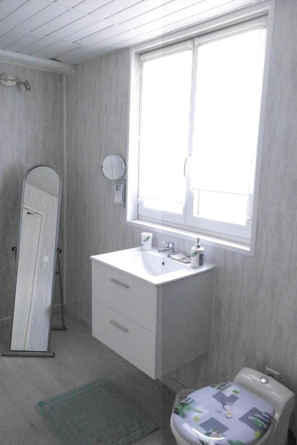 Studio 30 M2 Contes  Екстериор снимка